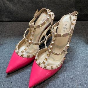 AUTHENTIC Valentino Pumps
